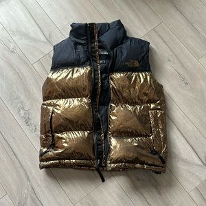 North face vest